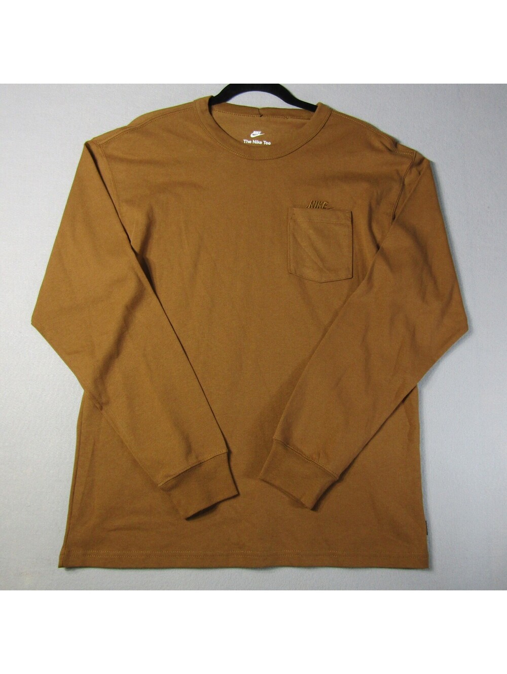 NWT Nike Sportswear Premium Essential LS Pocket Shirt Men's S Brown